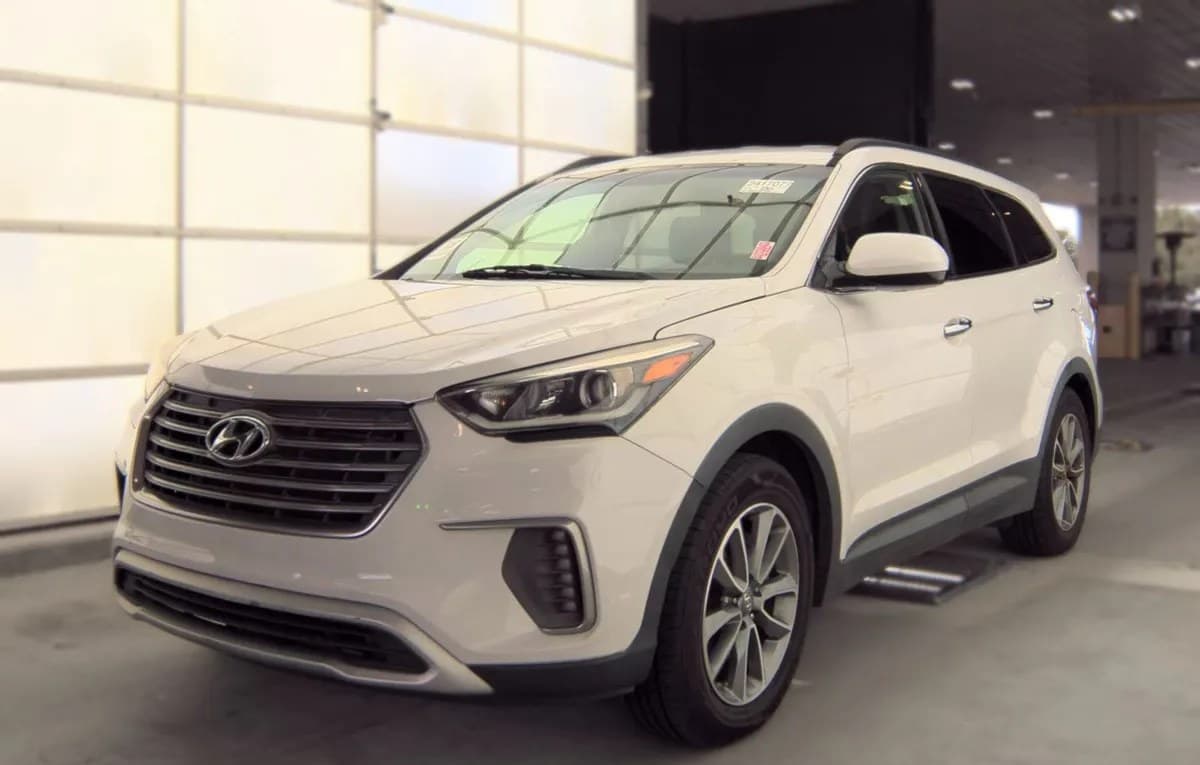 2017 HYUNDAI SANTA FE SE