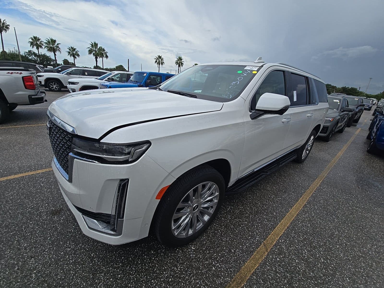 2024 CADILLAC ESCALADE ESV PREMIUM Luxury