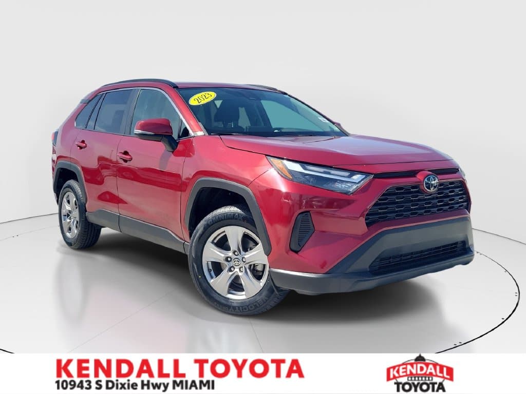 2023 TOYOTA RAV4 XLE