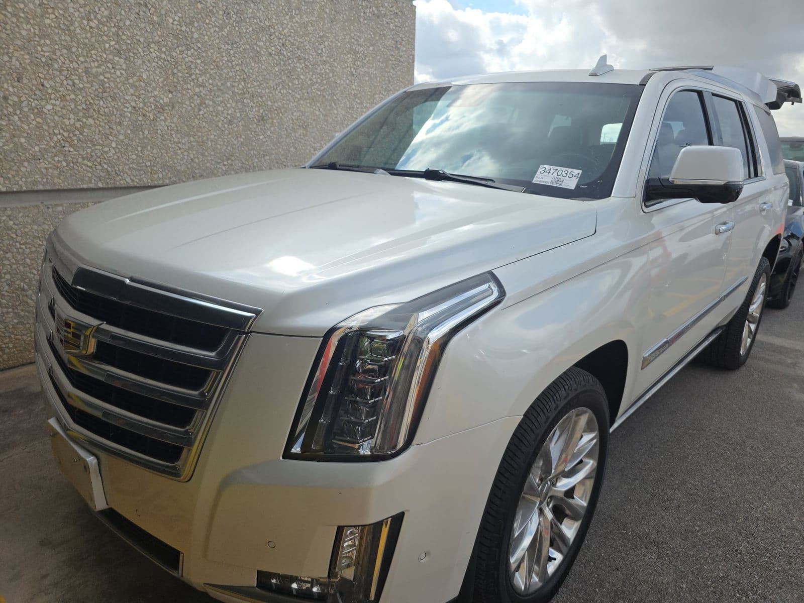2019 CADILLAC ESCALADE PREMIUM Luxury 1