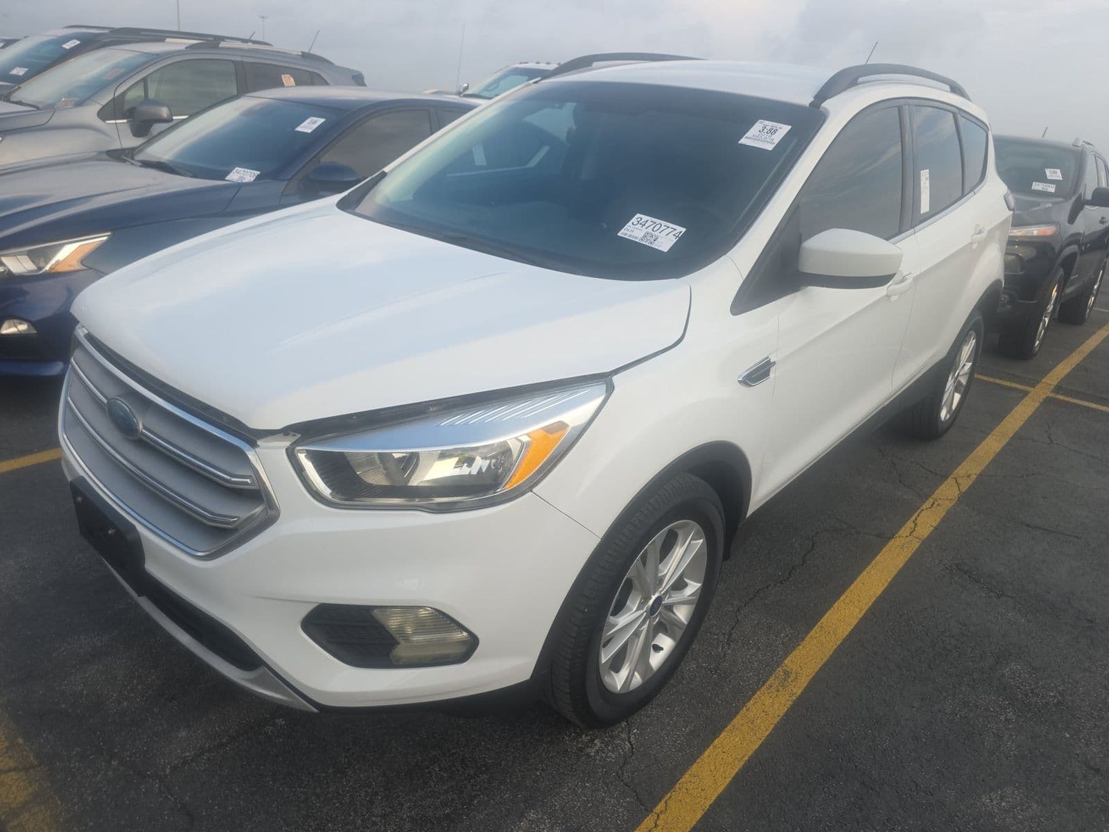 2018 FORD ESCAPE SE