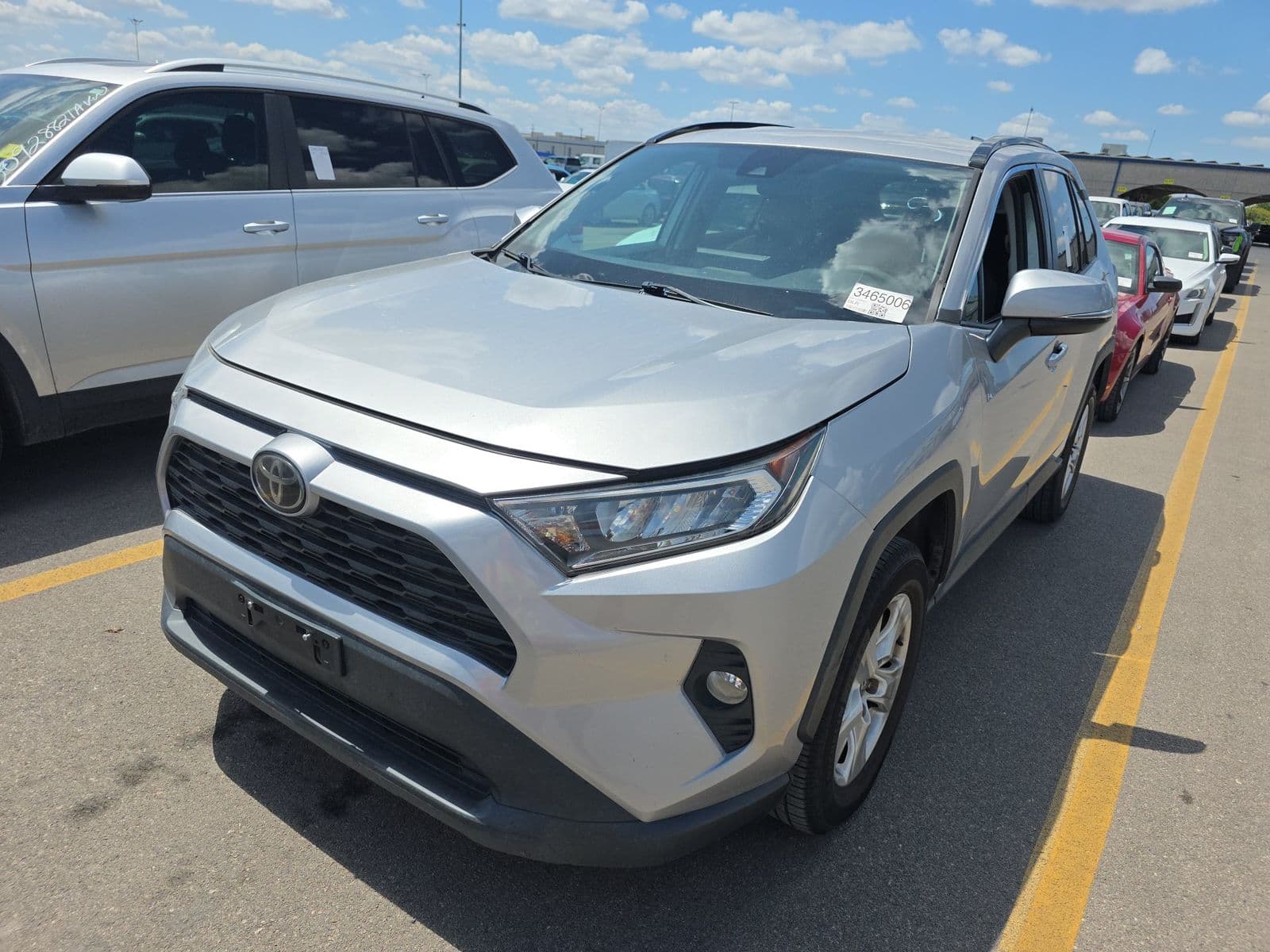 2020 TOYOTA RAV4 XLE