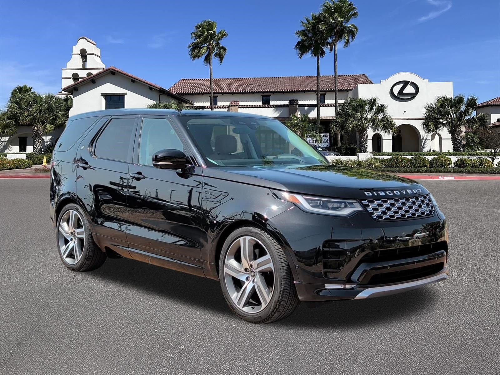 2025 LAND ROVER DISCOVERY METROPOLITAN Edition