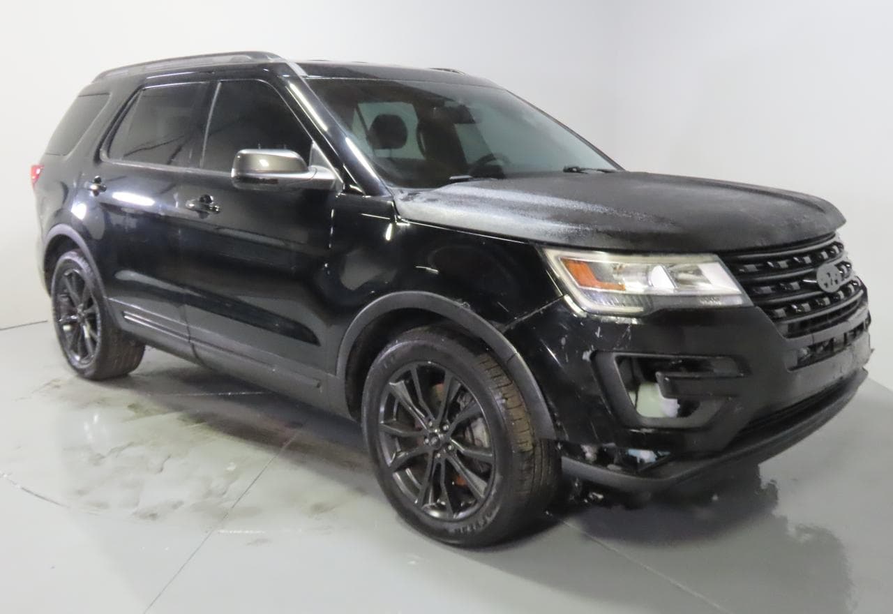 2017 FORD EXPLORER XLT 1