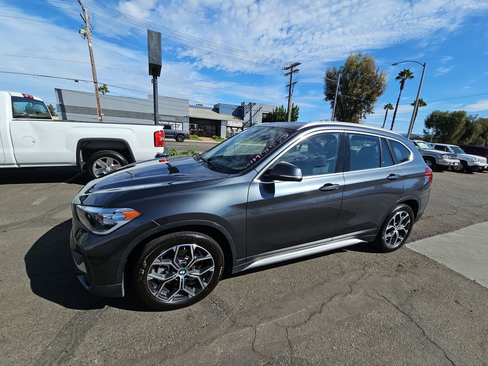 2021 BMW X1 xDrive28i 1