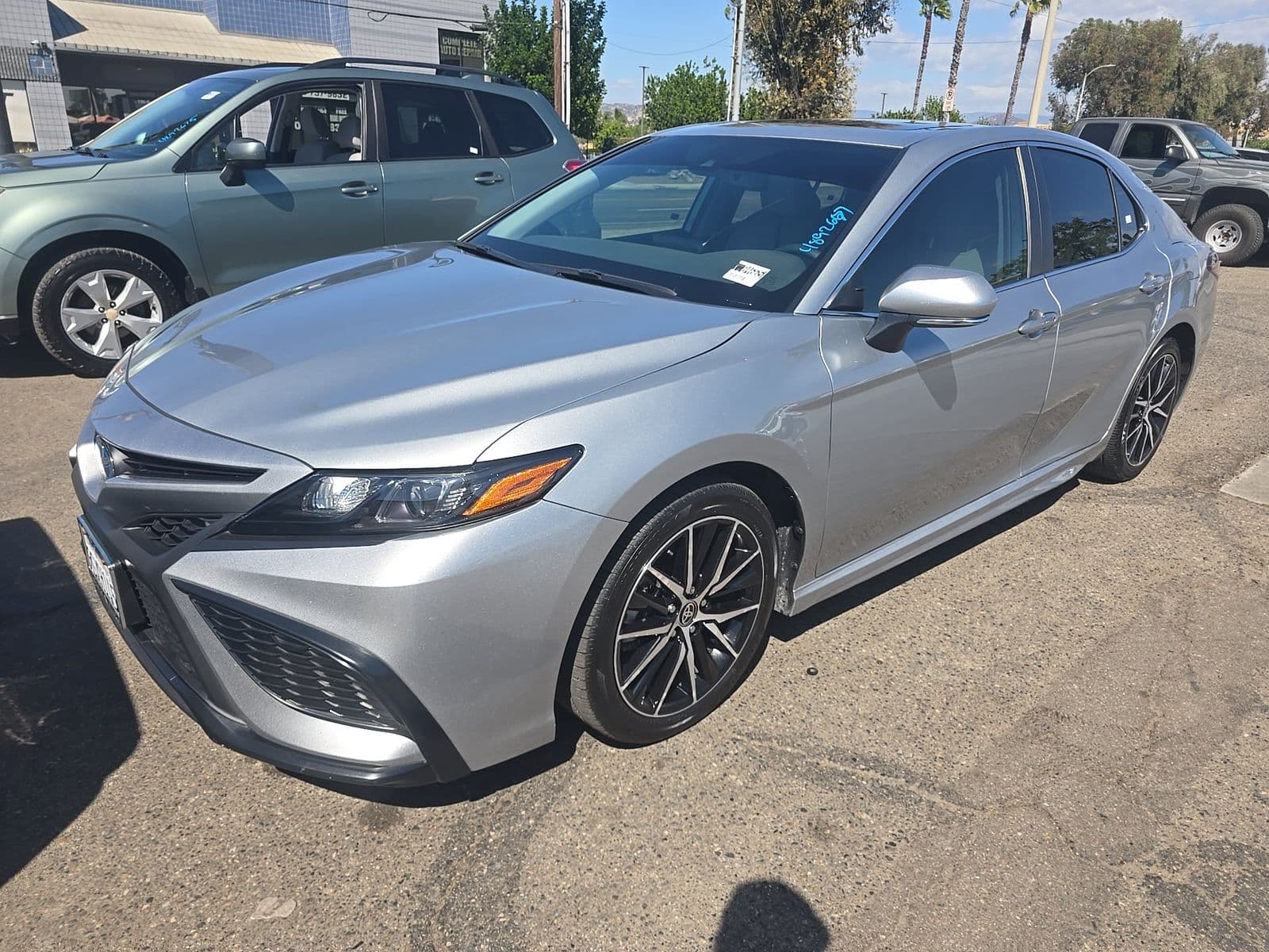 2023 TOYOTA CAMRY HYBRID SE
