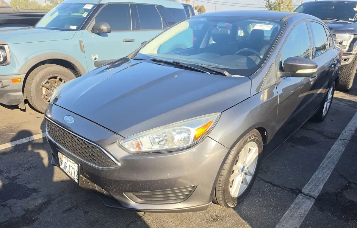 2017 FORD FOCUS SE