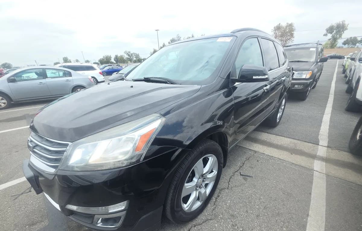 2017 CHEVROLET TRAVERSE LT