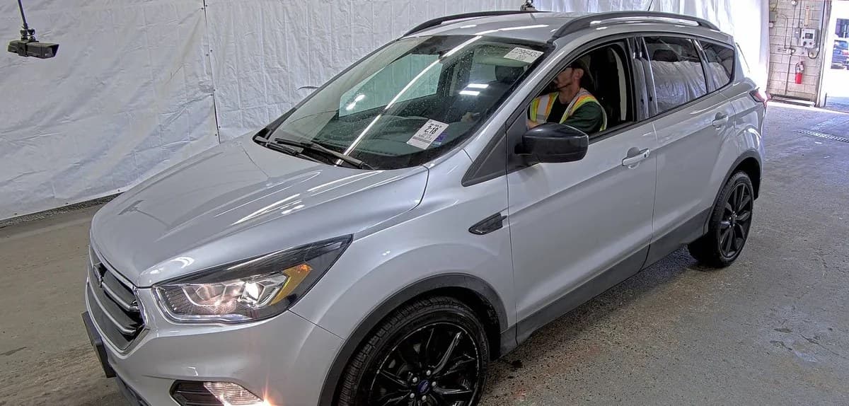 2019 FORD ESCAPE SE
