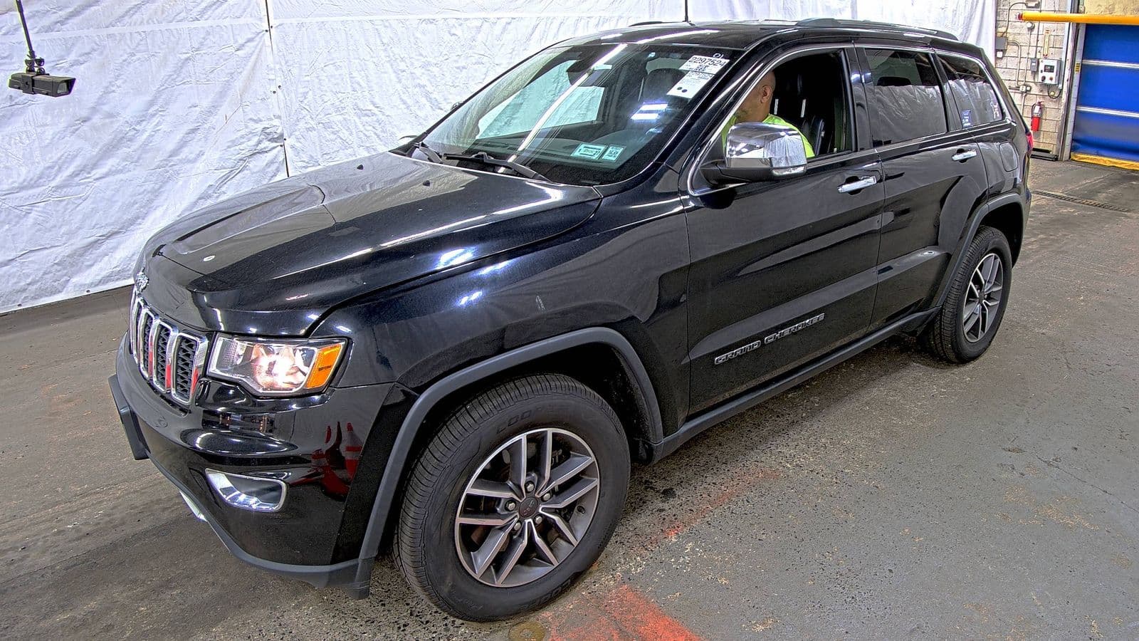 2021 JEEP GRAND CHEROKEE Limited 1