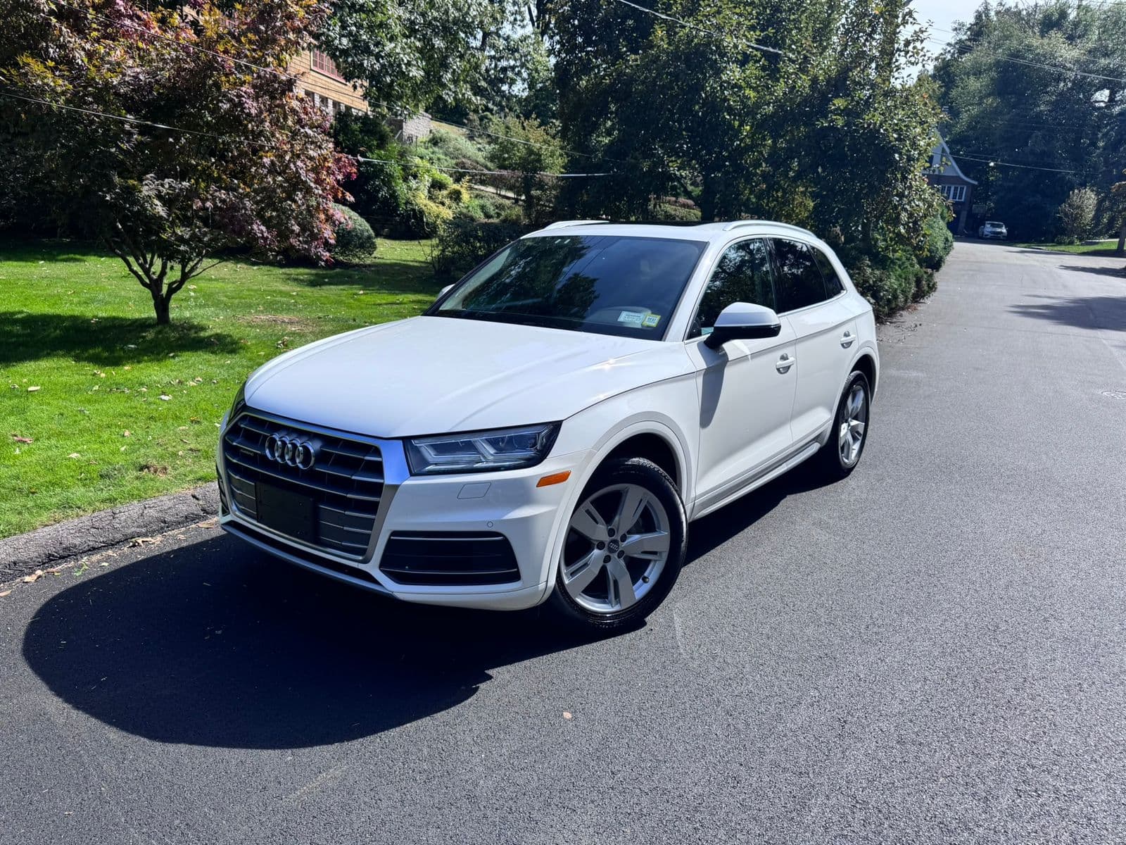 2019 AUDI Q5 PREMIUM Plus 1