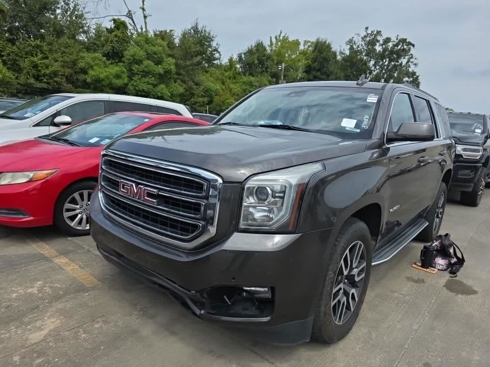 2019 GMC YUKON SLT 1