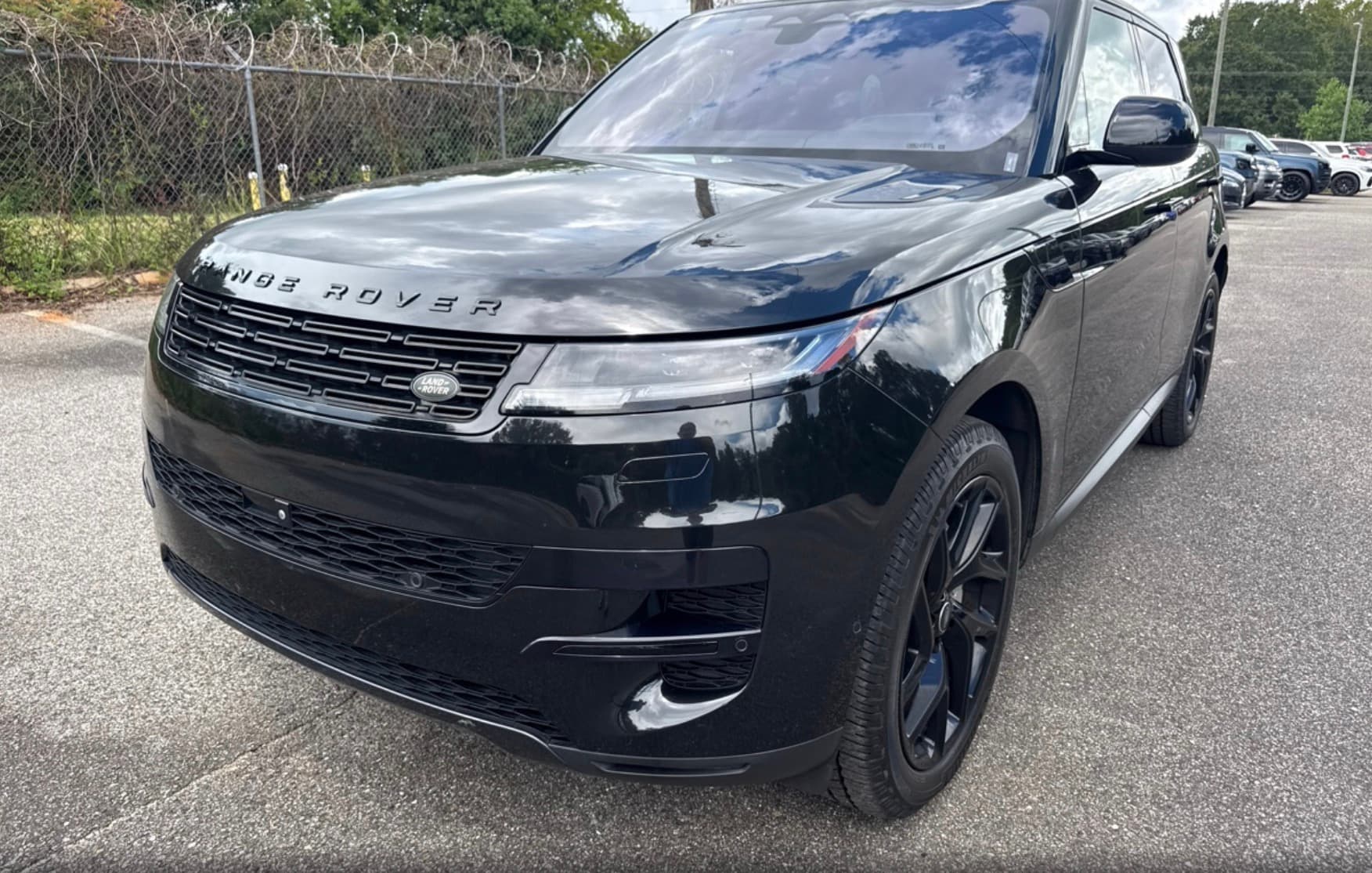2023 LAND ROVER RANGE ROVER SPORT SE