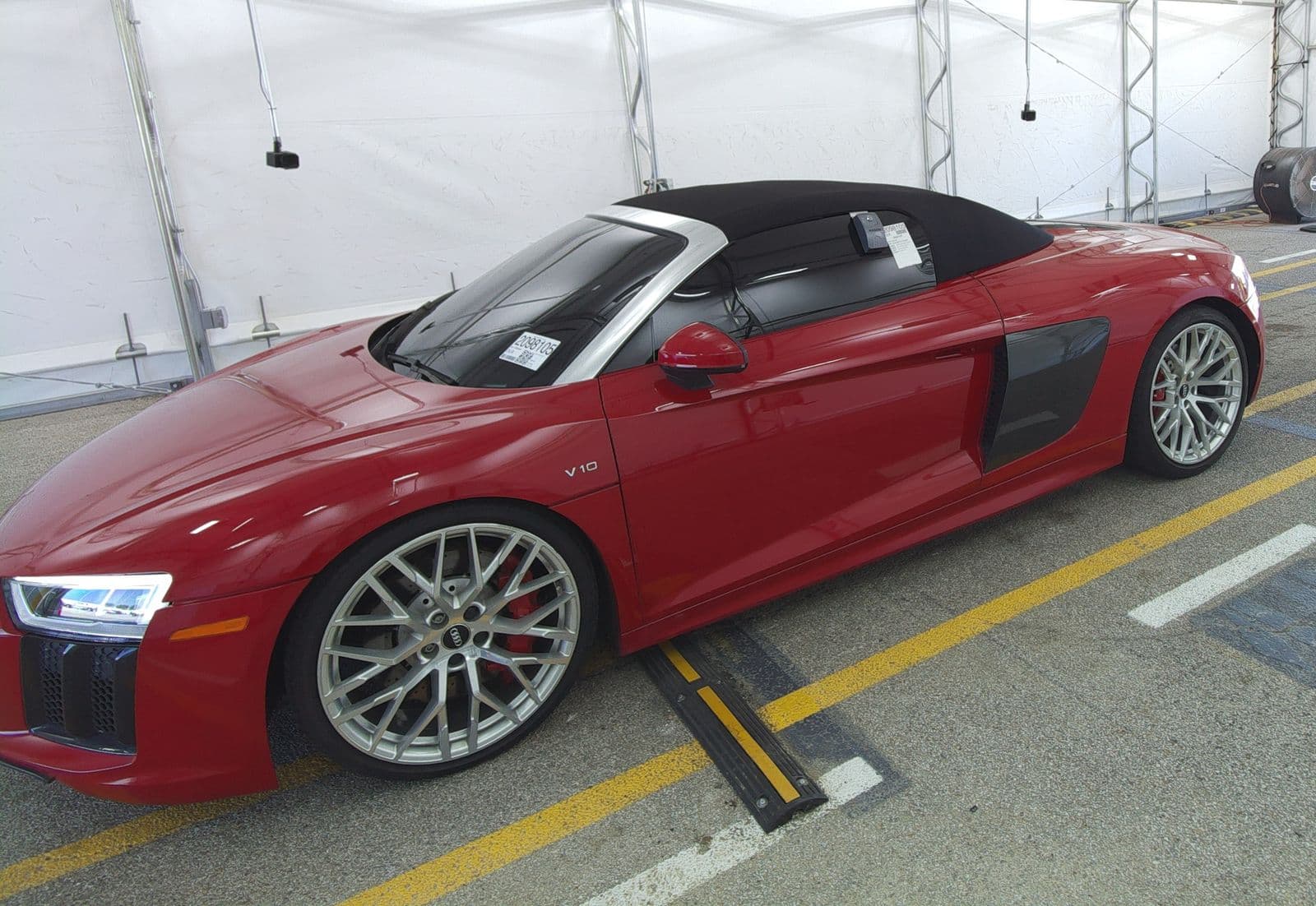 2017 AUDI R8 V10