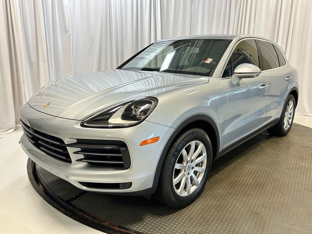 2020 PORSCHE CAYENNE Base