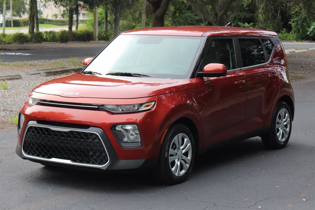2022 KIA SOUL LX