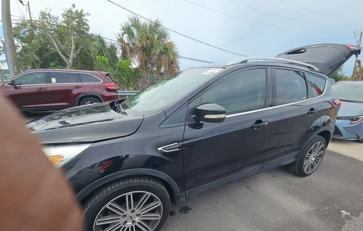 2019 FORD ESCAPE Titanium