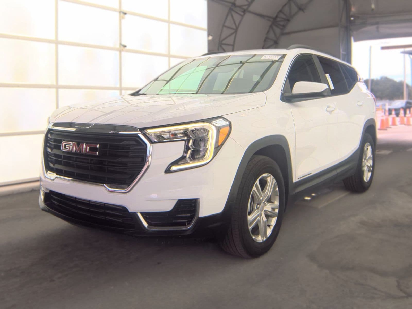 2024 GMC TERRAIN SLE 1