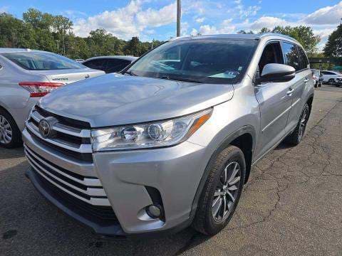 2017 TOYOTA HIGHLANDER XLE