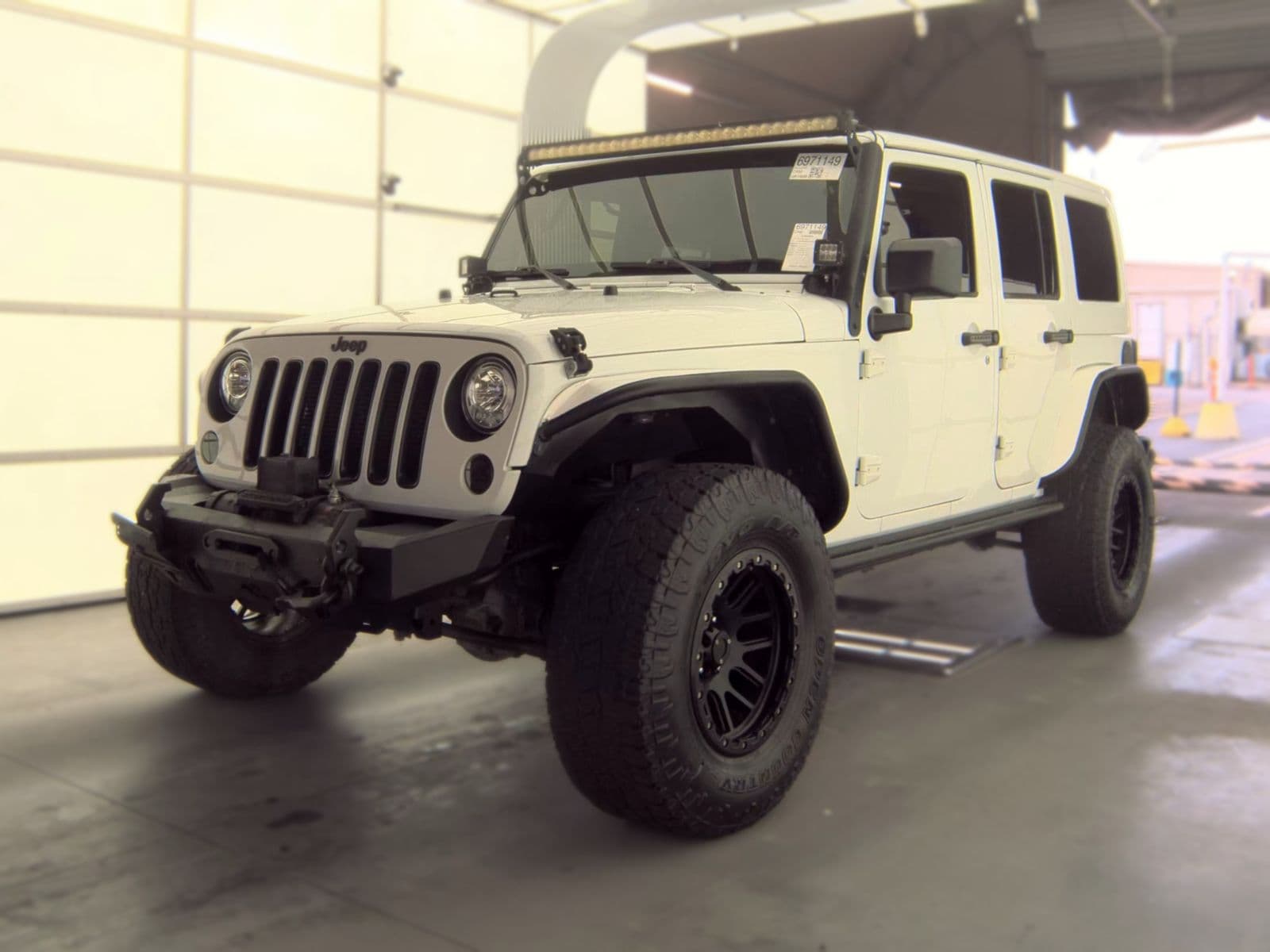 2017 JEEP WRANGLER UNLIMITED SAHARA WINTER Edition 1
