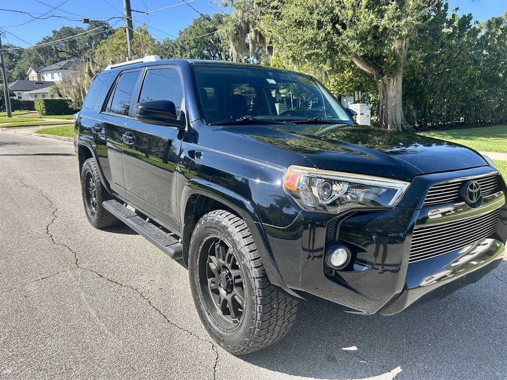2017 TOYOTA 4RUNNER SR5