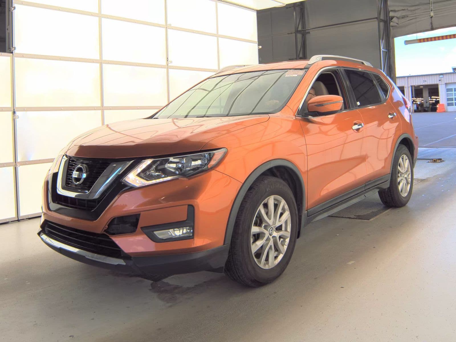 2017 NISSAN ROGUE SV