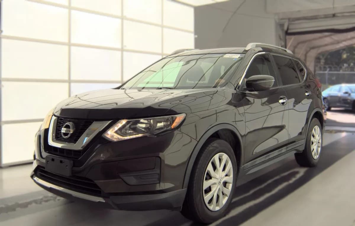 2017 NISSAN ROGUE S