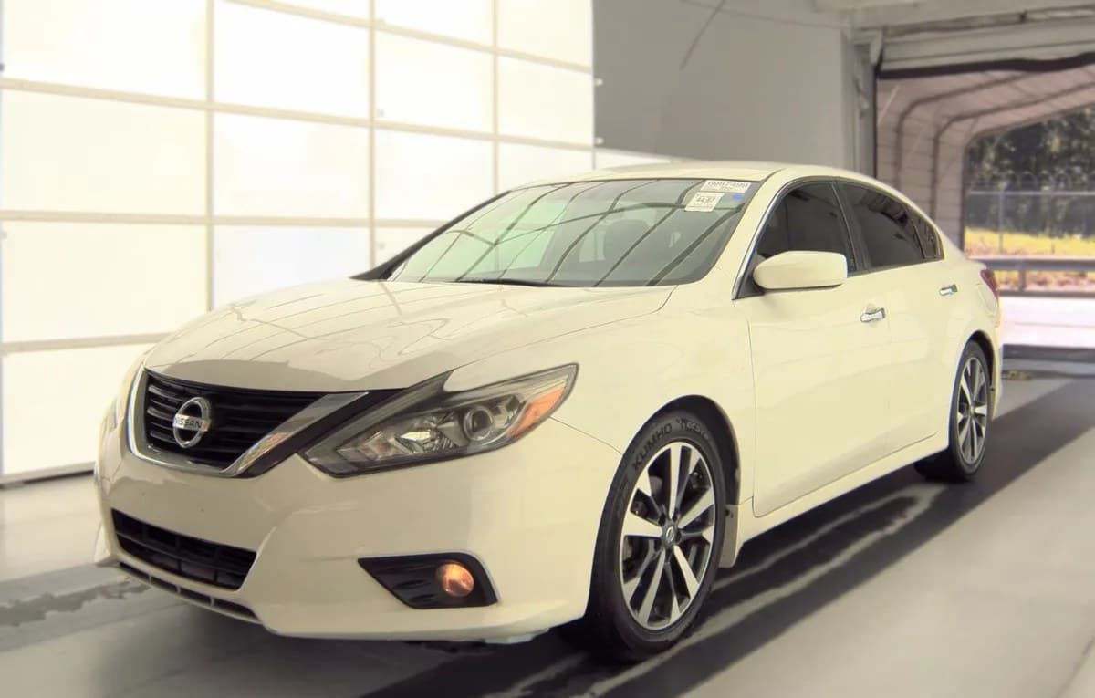 2017 NISSAN ALTIMA 2.5 SR