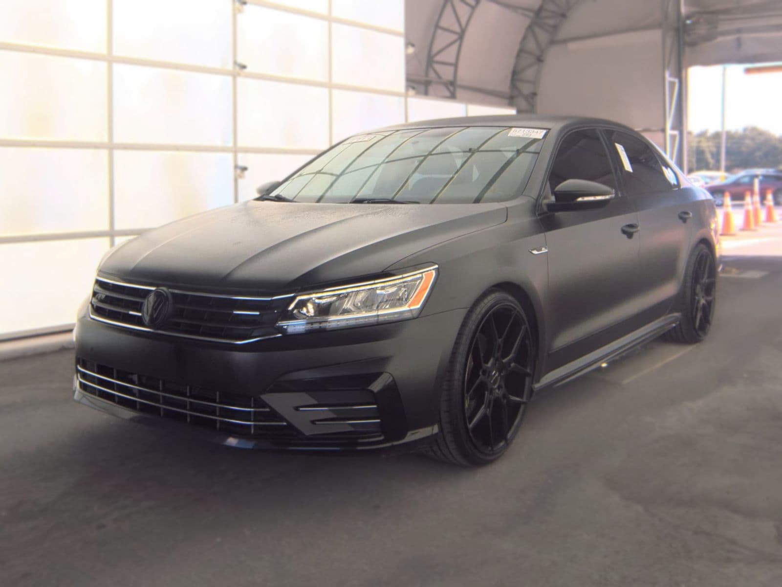 2017 VOLKSWAGEN PASSAT 1.8T R-Line