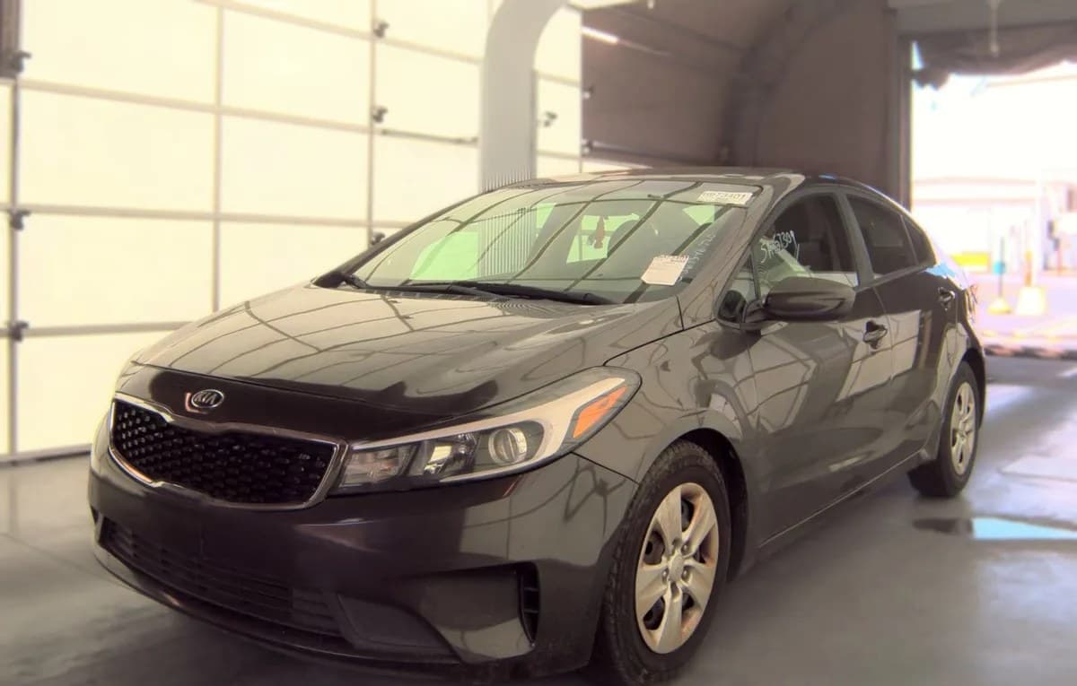 2017 KIA FORTE LX