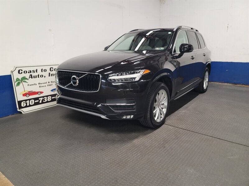 2017 VOLVO XC90 T6 Momentum