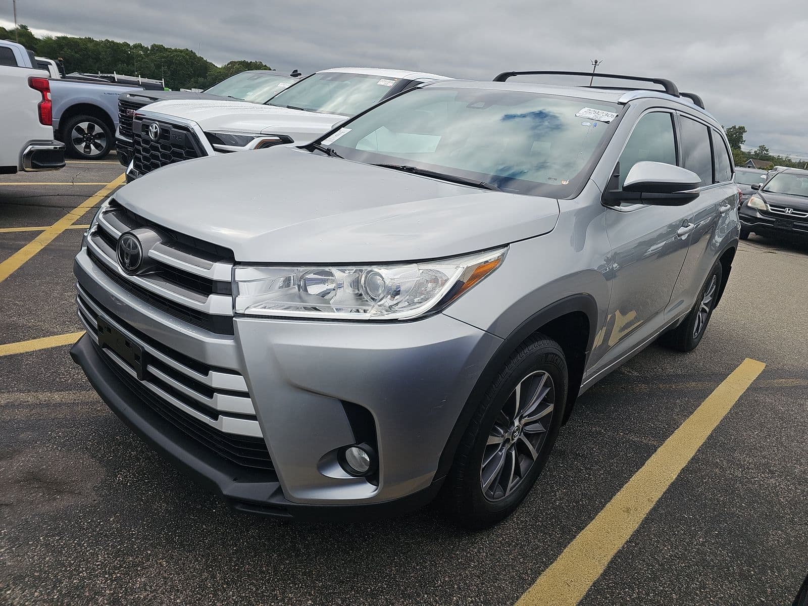 2017 TOYOTA HIGHLANDER XLE