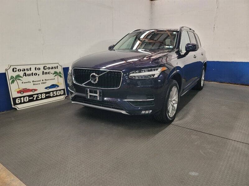 2017 VOLVO XC90 T6 Momentum