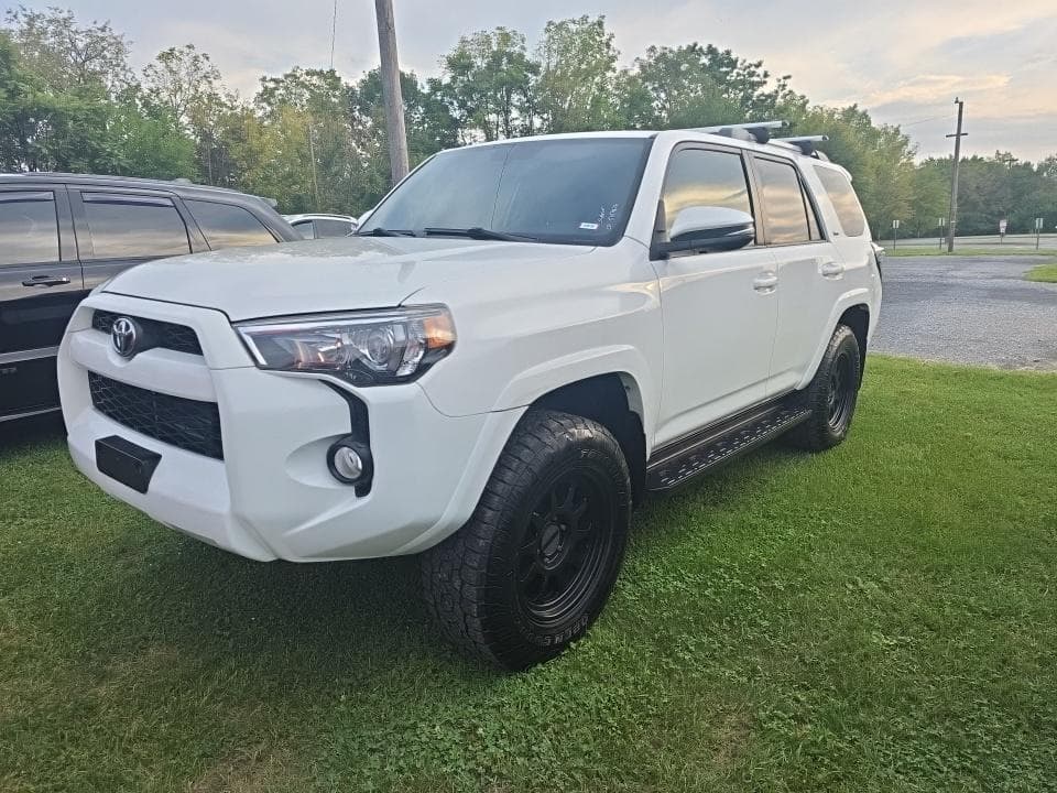2019 TOYOTA 4RUNNER SR5 Premium