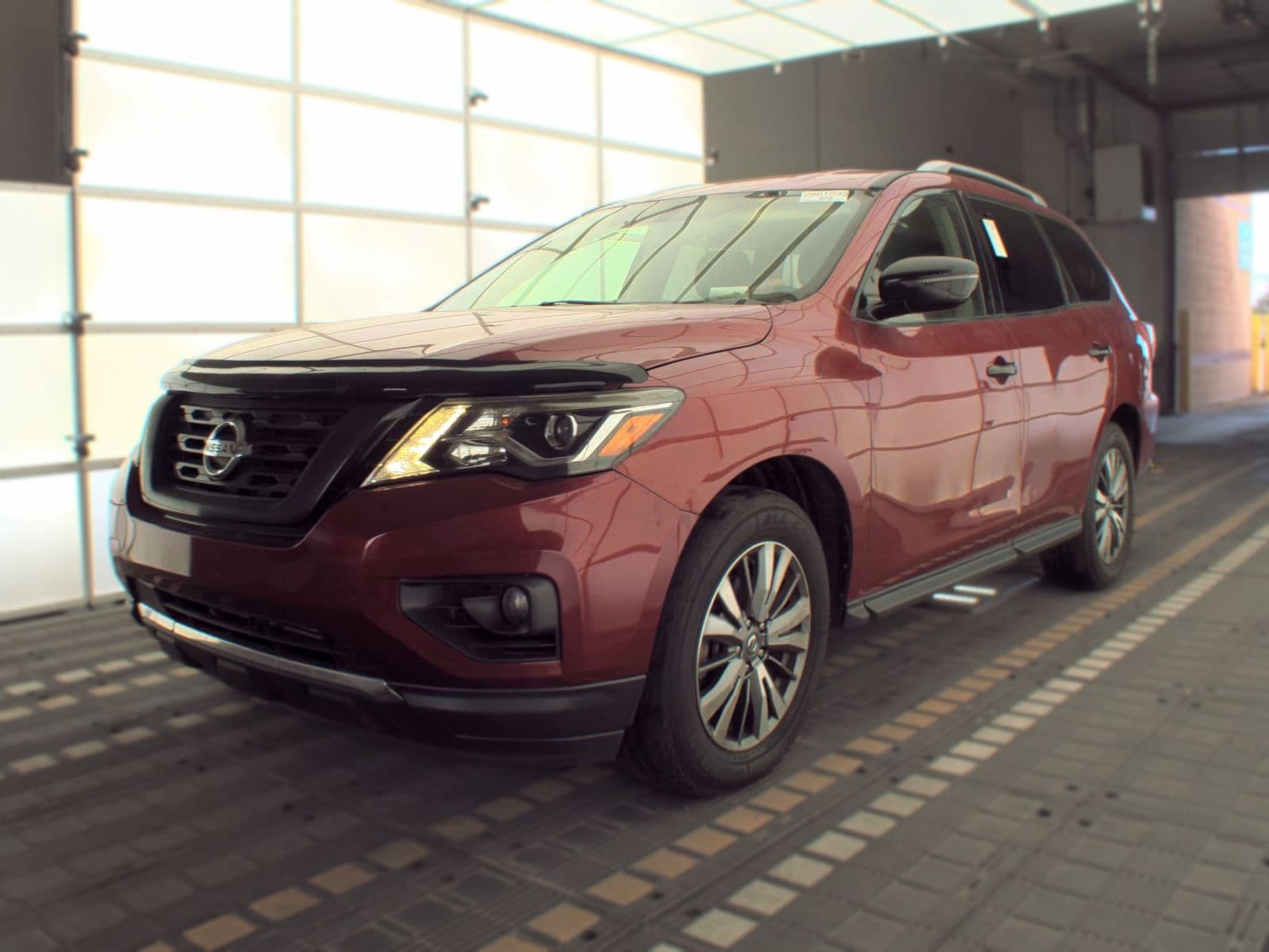 2017 NISSAN PATHFINDER SV 1