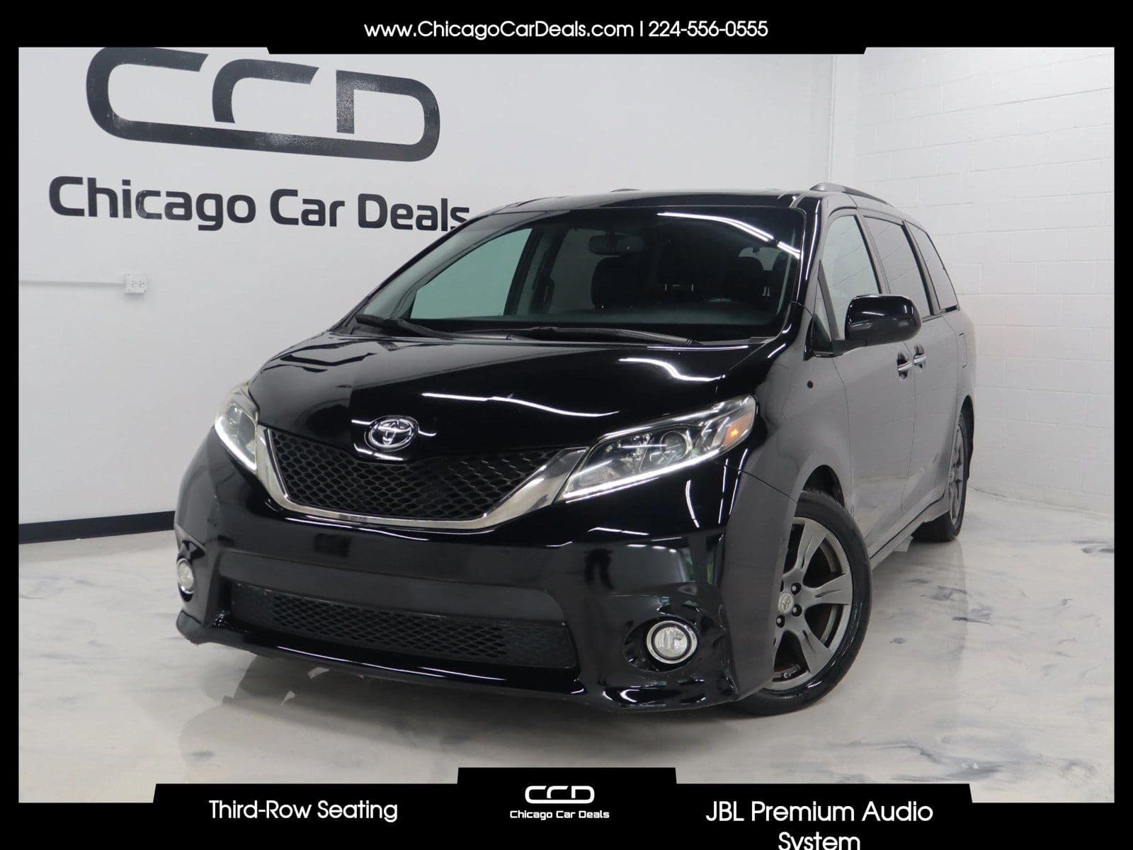 2017 TOYOTA SIENNA SE Premium