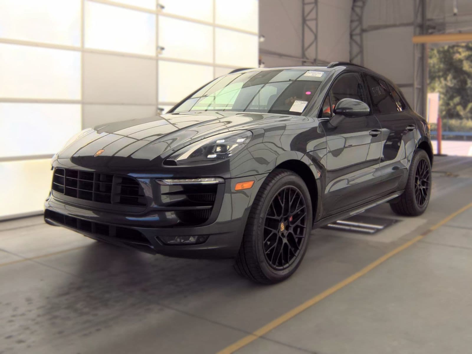 2017 PORSCHE MACAN GTS 1