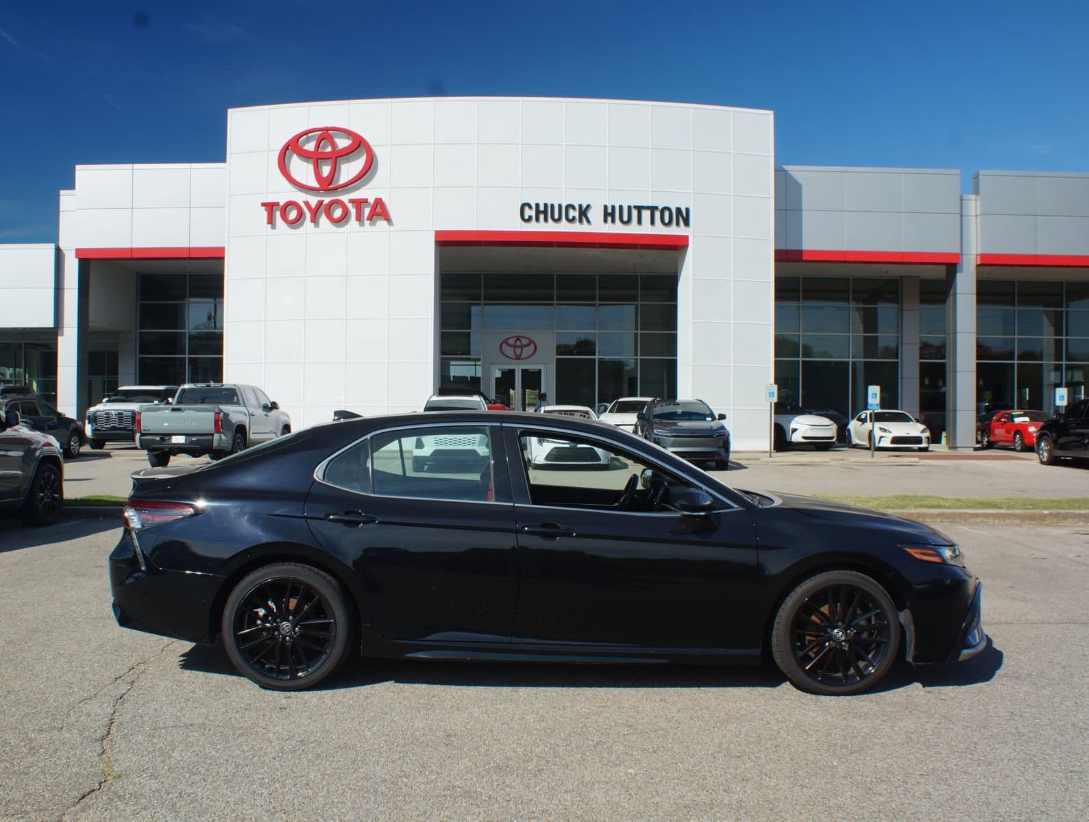 2023 TOYOTA CAMRY XSE