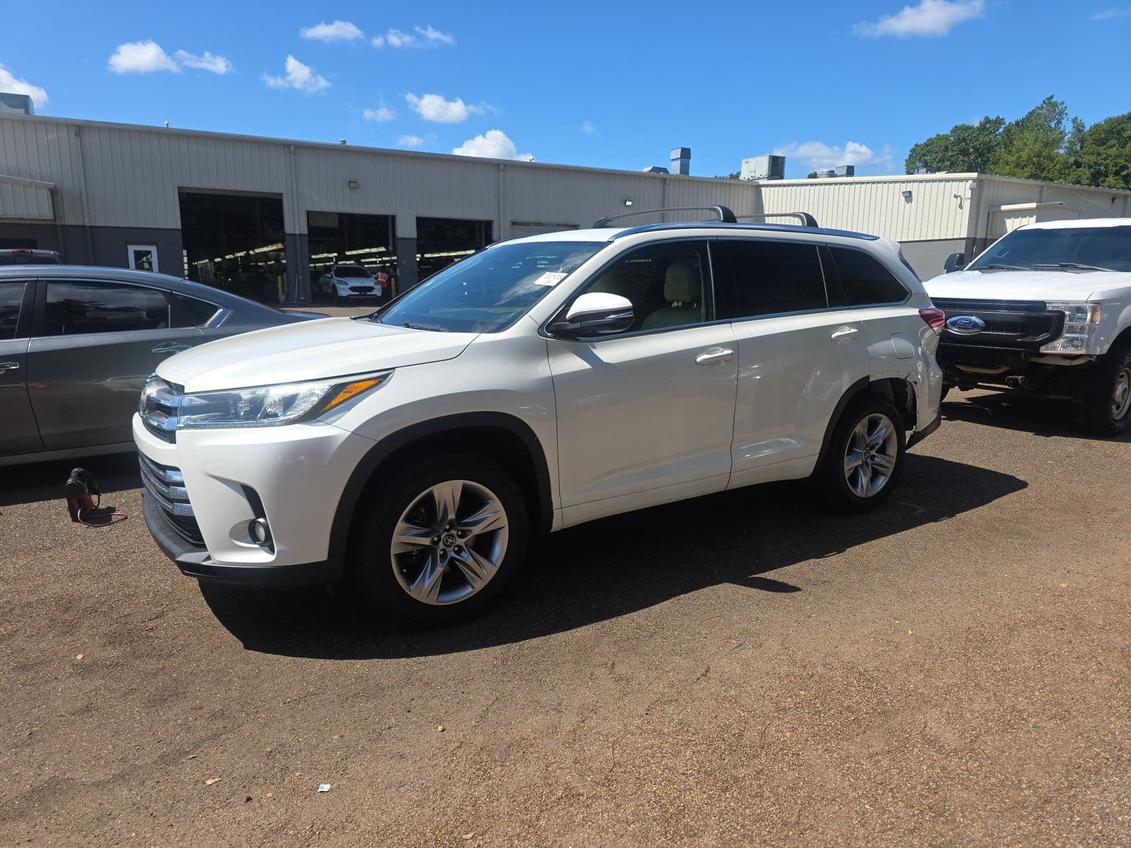 2017 TOYOTA HIGHLANDER Limited 1