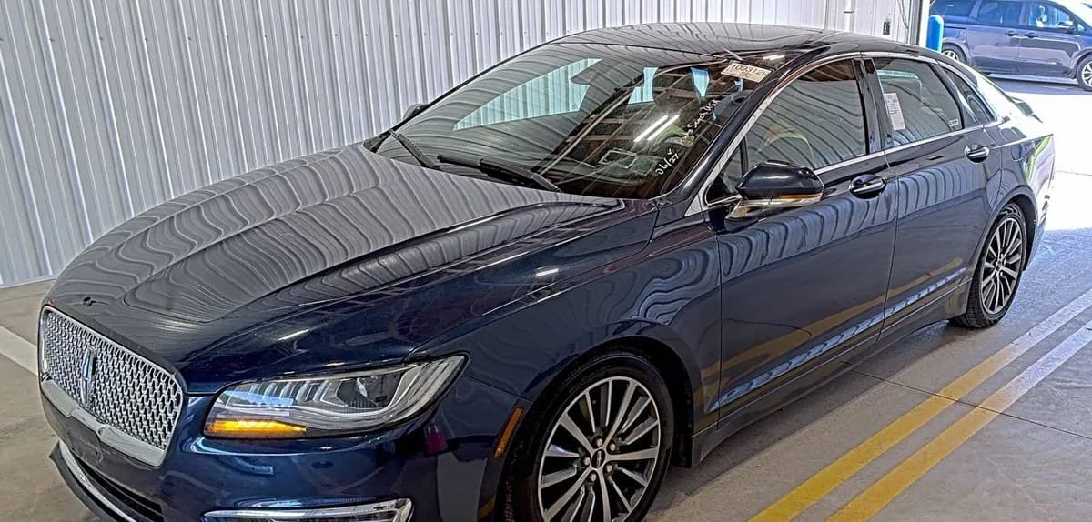 2017 LINCOLN MKZ Select
