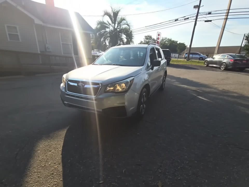2017 SUBARU FORESTER 2.5i 1