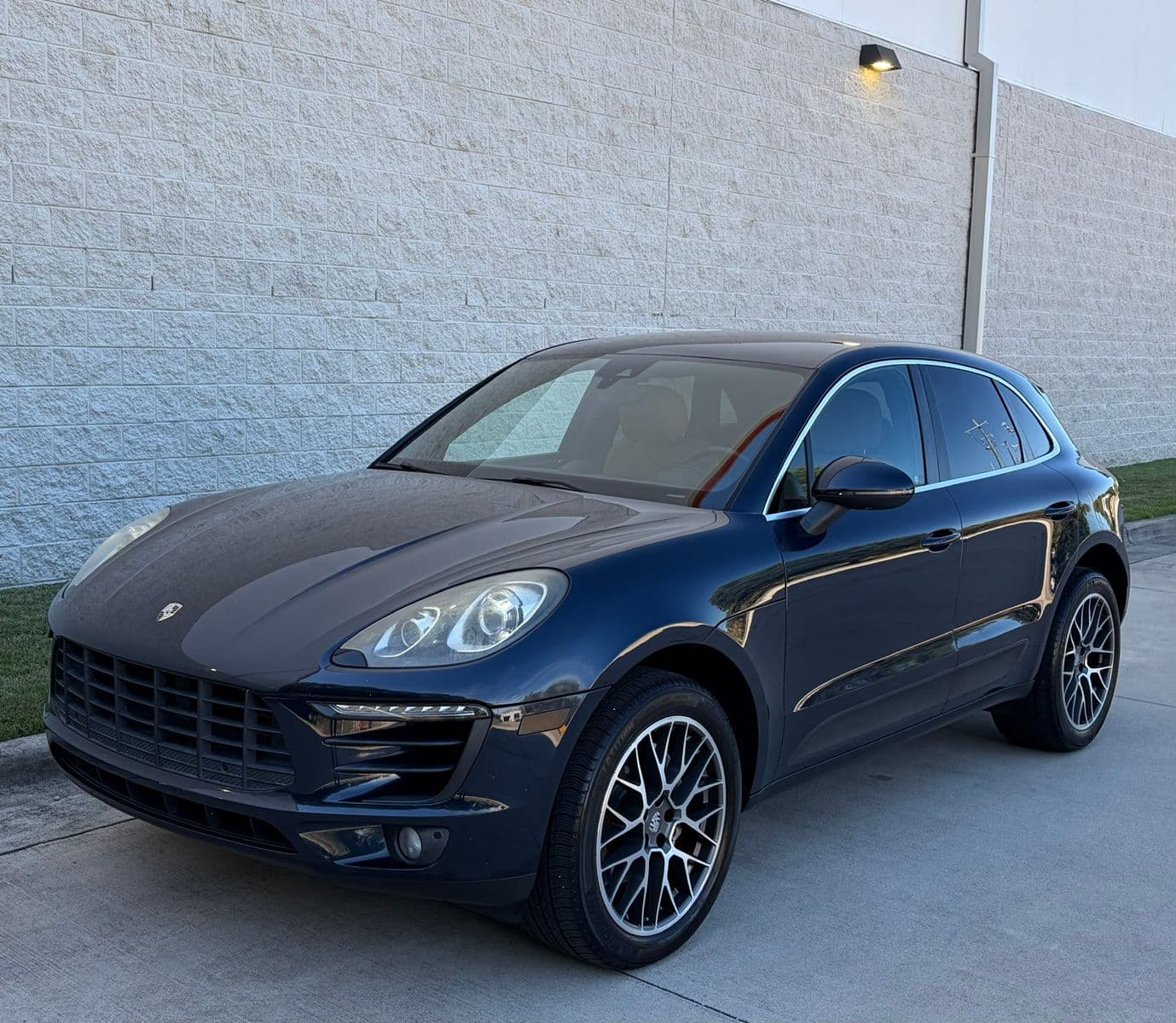 2017 PORSCHE MACAN S 1
