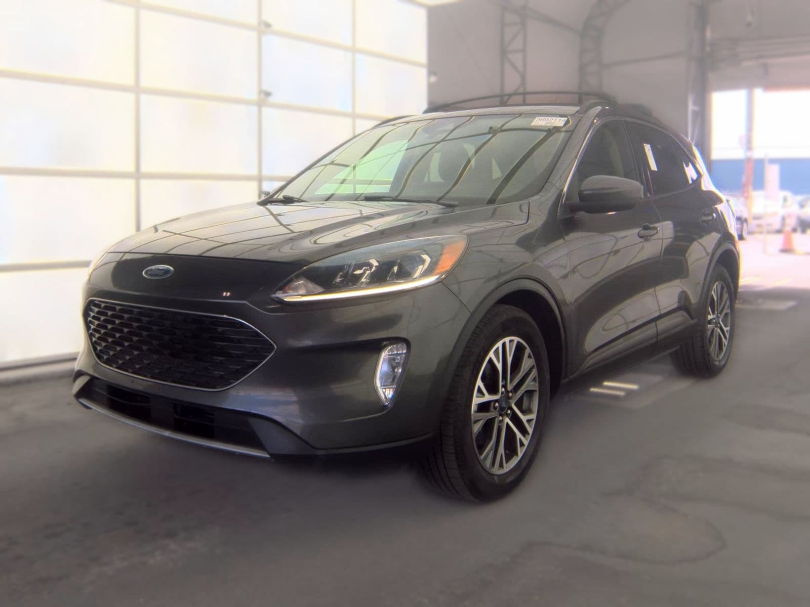 2020 FORD ESCAPE SEL 1