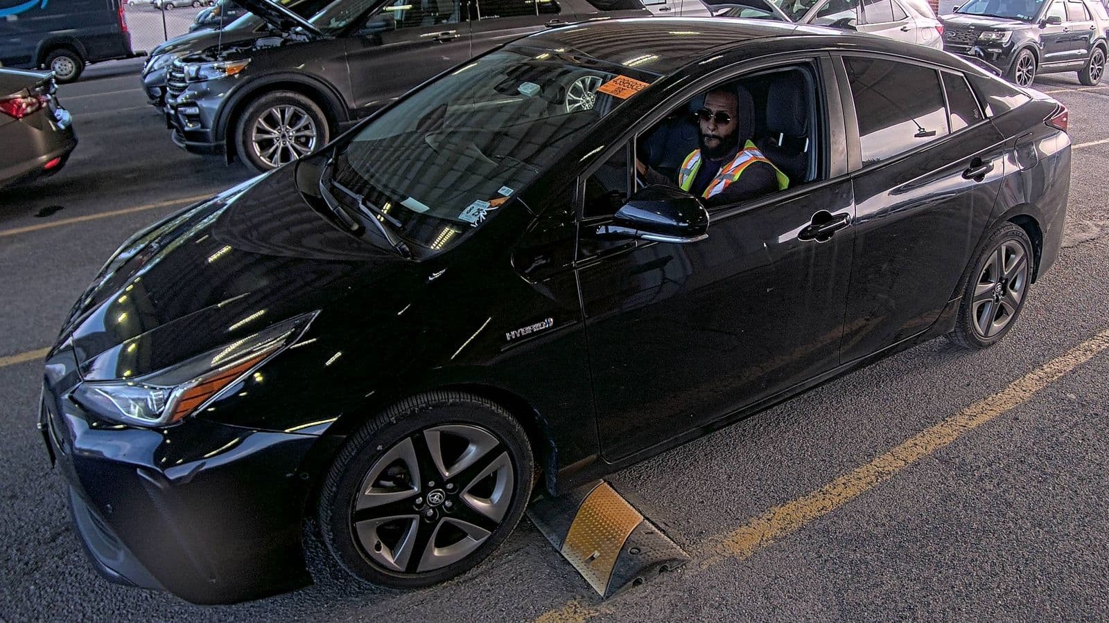 2020 TOYOTA PRIUS XLE