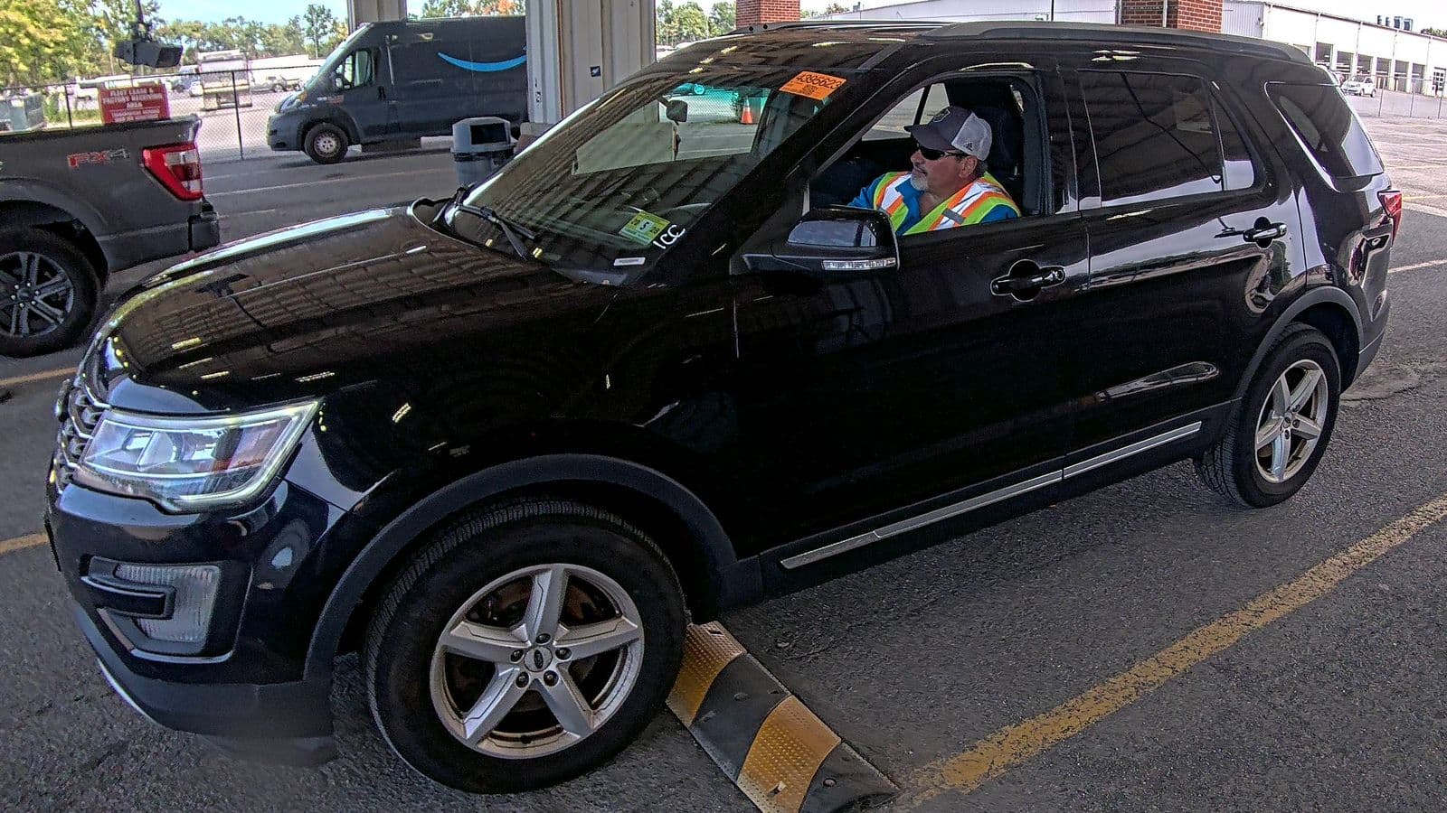 2017 FORD EXPLORER XLT 1