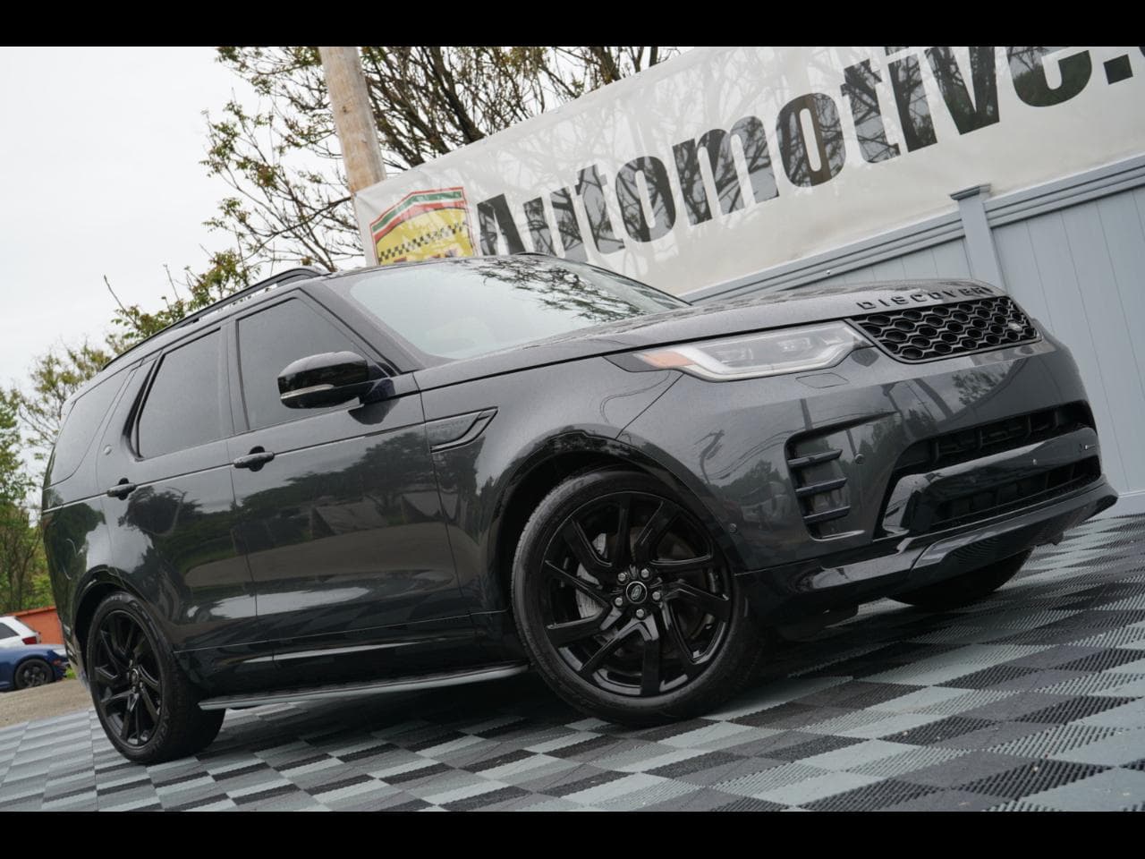2023 LAND ROVER DISCOVERY R-DYNAMIC S