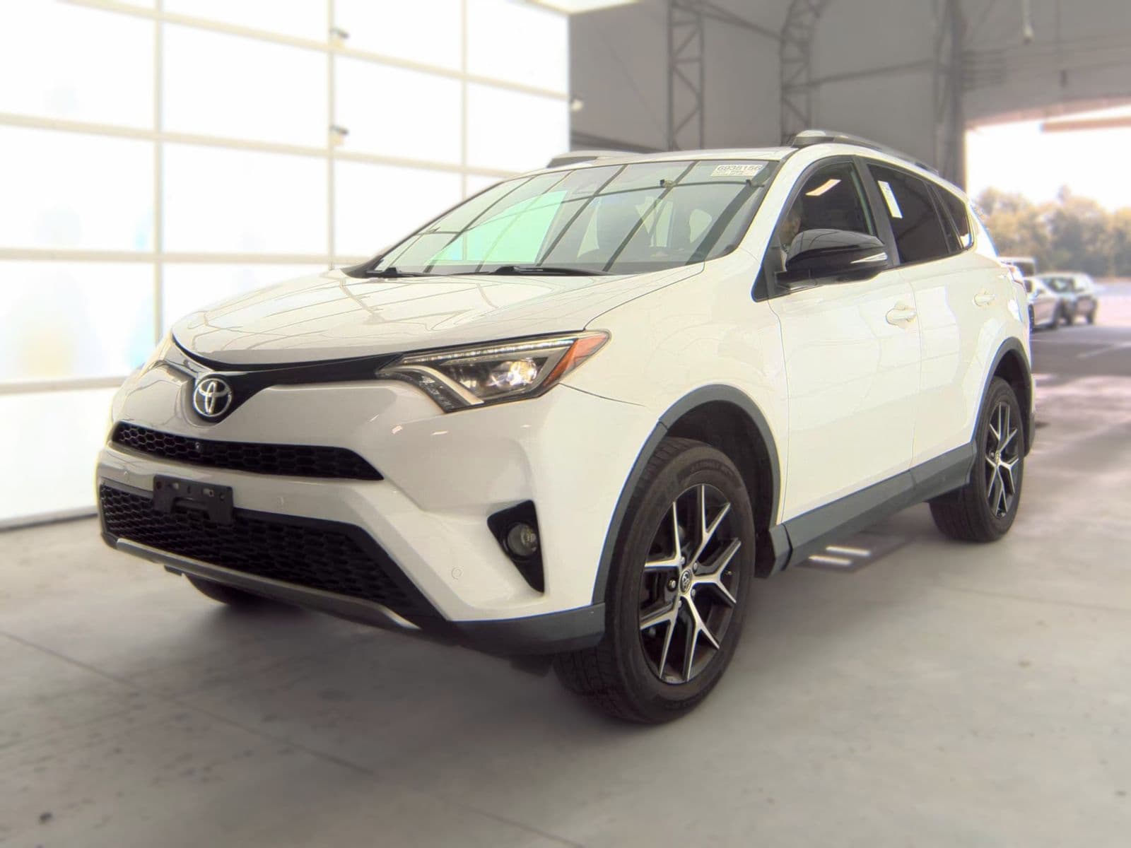 2017 TOYOTA RAV4 SE