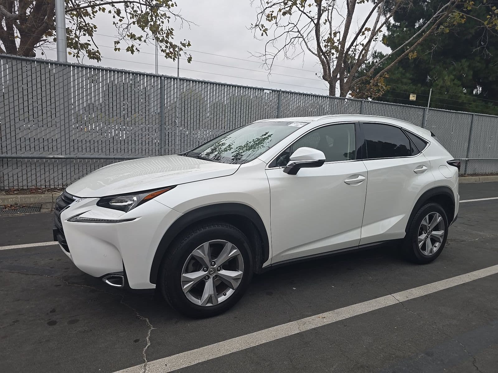2017 LEXUS NX NX 200t