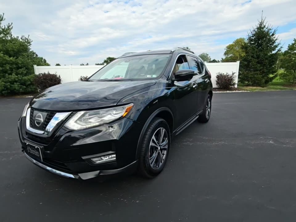 2017 NISSAN ROGUE SL 1