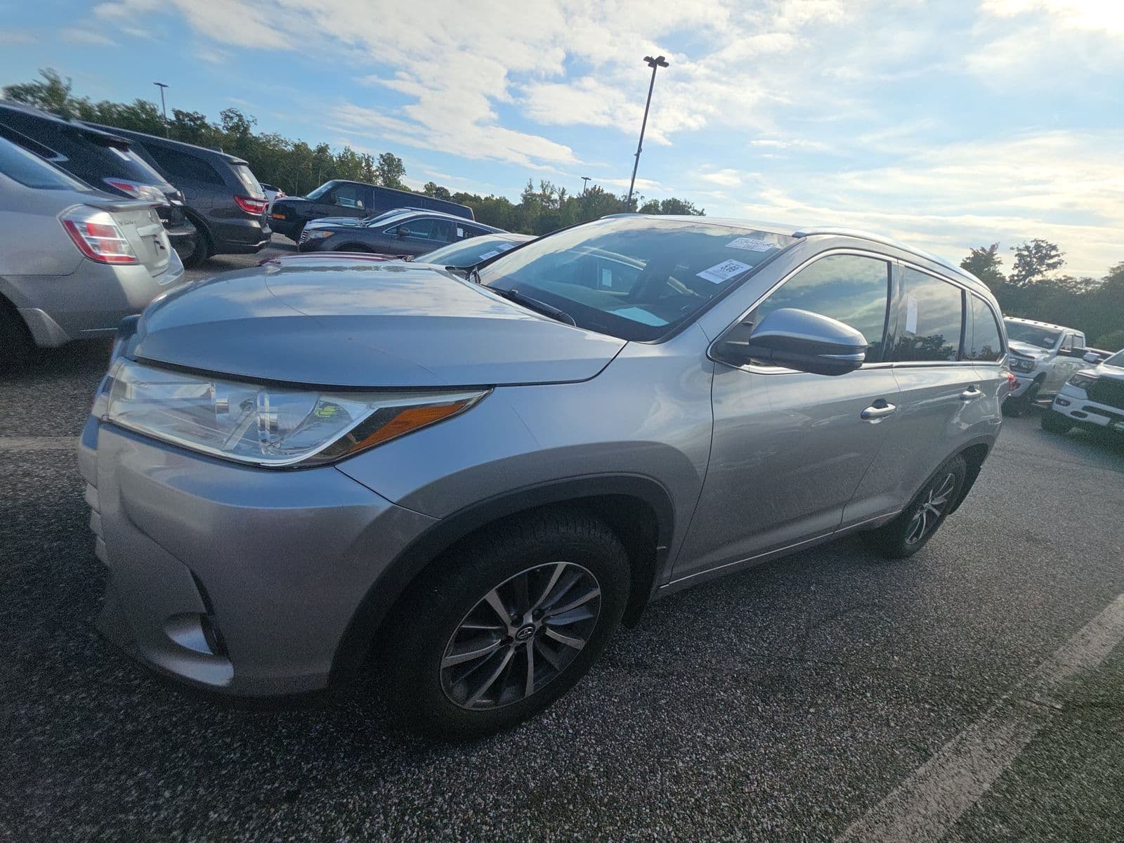 2017 TOYOTA HIGHLANDER XLE